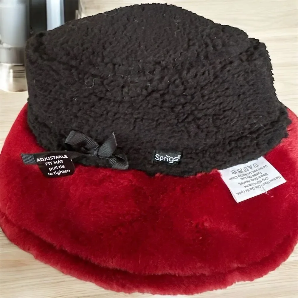 Sprigs Ruby Black Reversible Bucket Hat Faux Fur Sherpa Winter